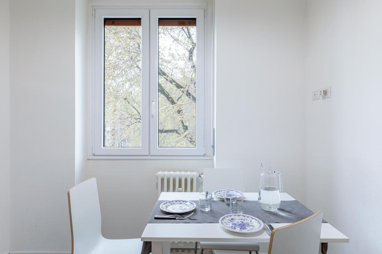 Piazza De Angeli M1 Comfortable Flat With Balcony Milano Eksteriør bilde