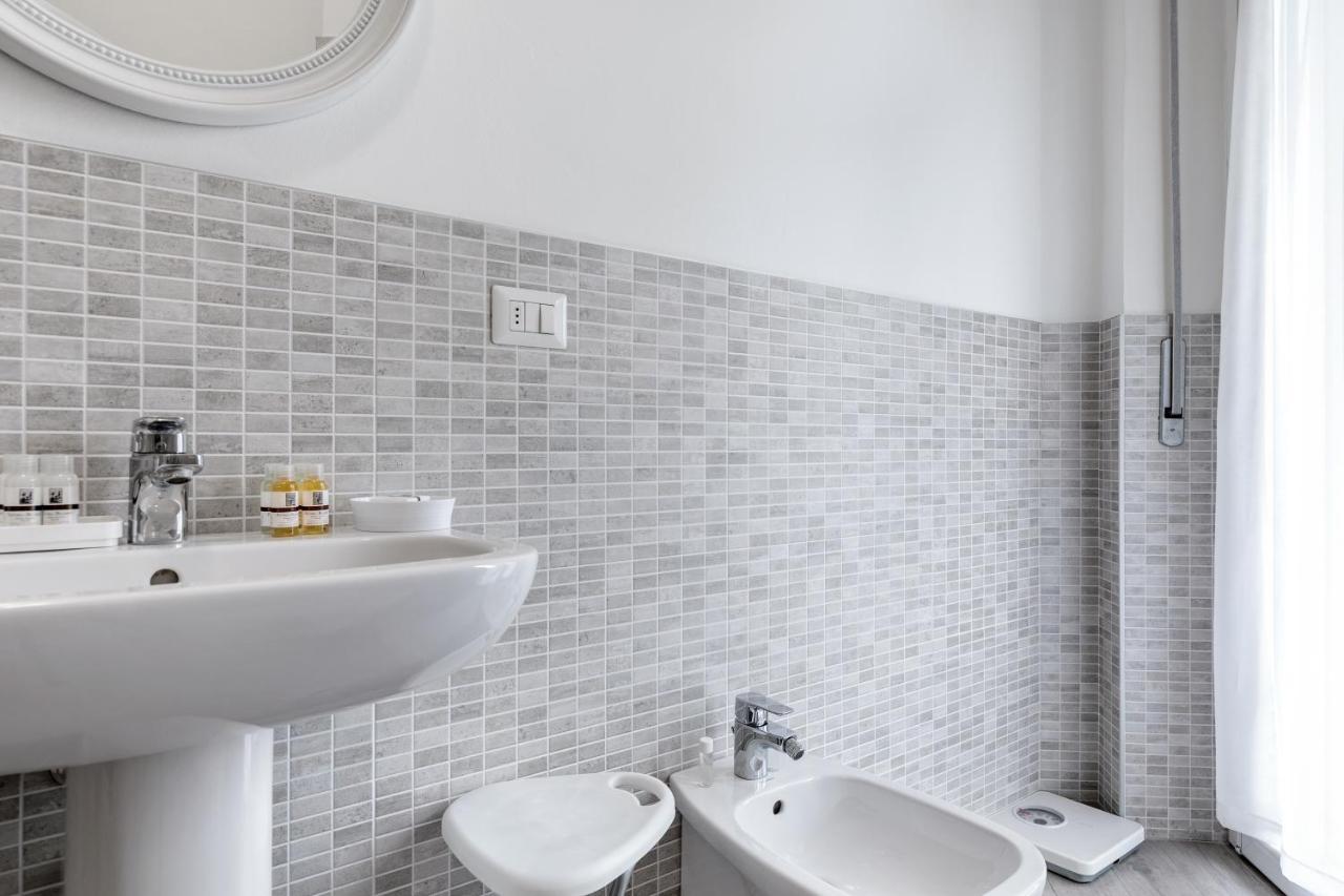 Piazza De Angeli M1 Comfortable Flat With Balcony Milano Eksteriør bilde